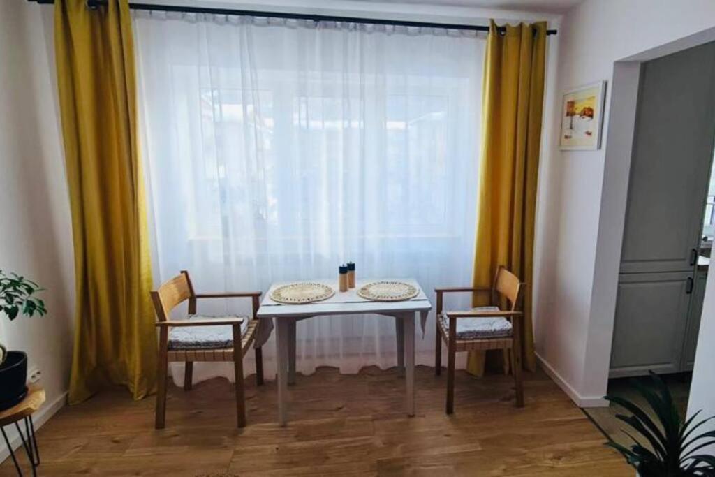 Warm And Cozy Studio Flat Near Straja Uricani  Exterior foto